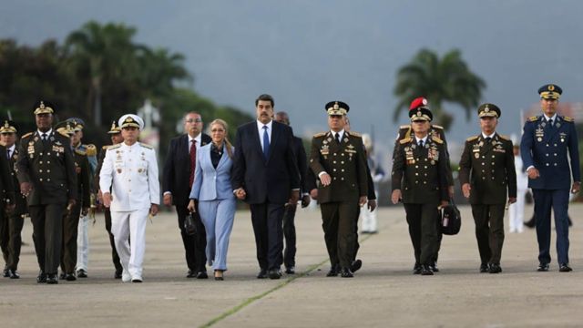 Maduro encabezó el acto desde la Academia Militar. 