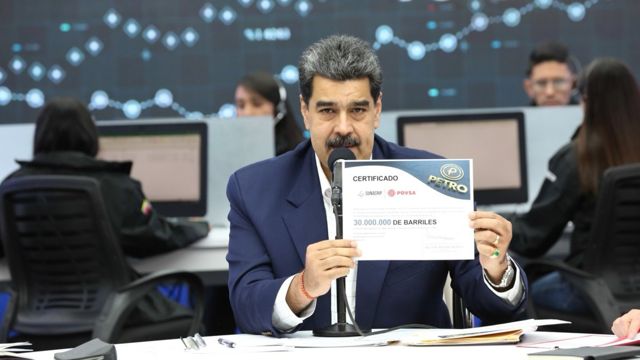 Nicolás Maduro respalda el Petro