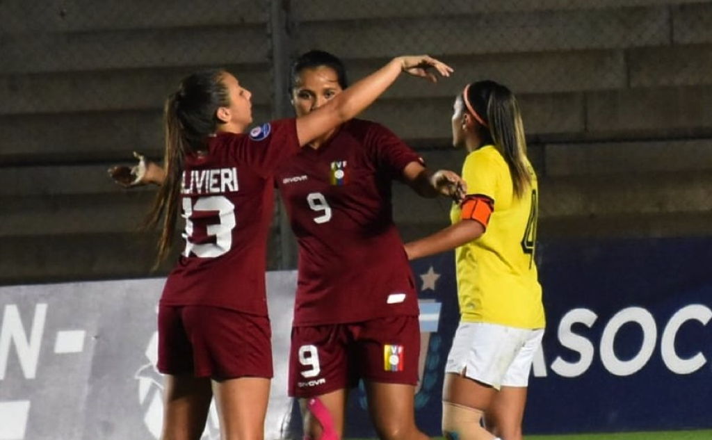 Venezuela goleó a Ecuador en el Sudamericano Femenino.