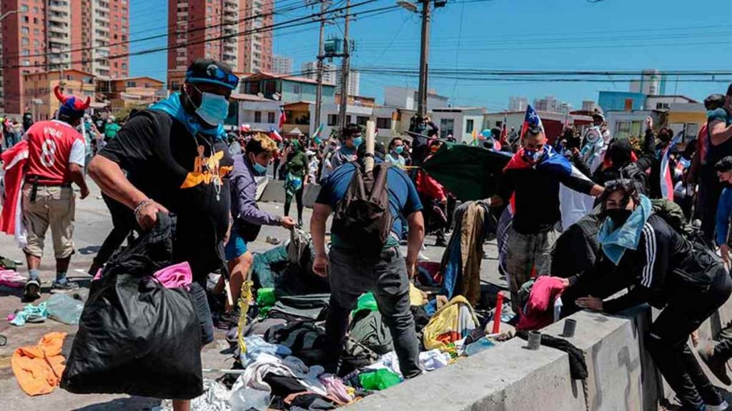 Hay tres detenidos por ataque a migrantes venezolanos en Chile