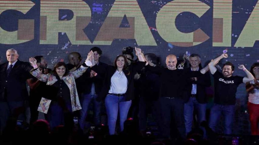 Oposición argentina afianza triunfo en legislativas con escrutinio completado