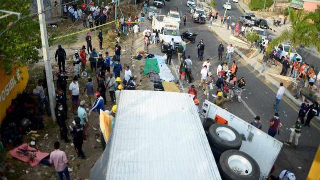 Accidente entre dos camiones dejó más de 50 muertos en México