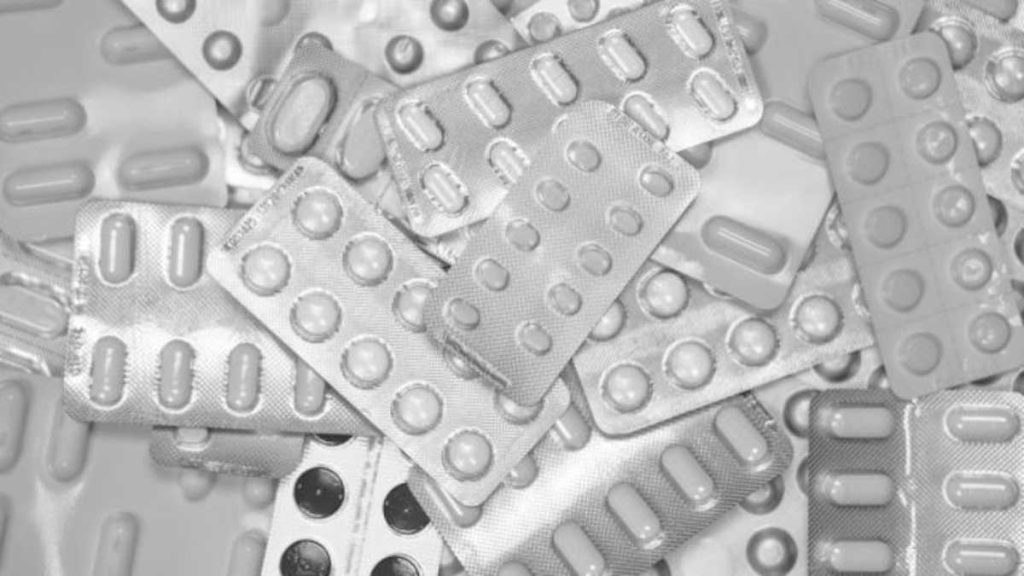 Estados Unidos autoriza el uso de emergencia de una pastilla contra ómicron