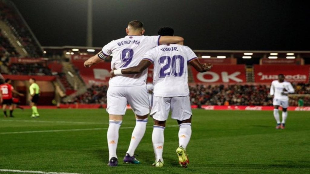 Benzema y Vinicius encaminan al Madrid al título