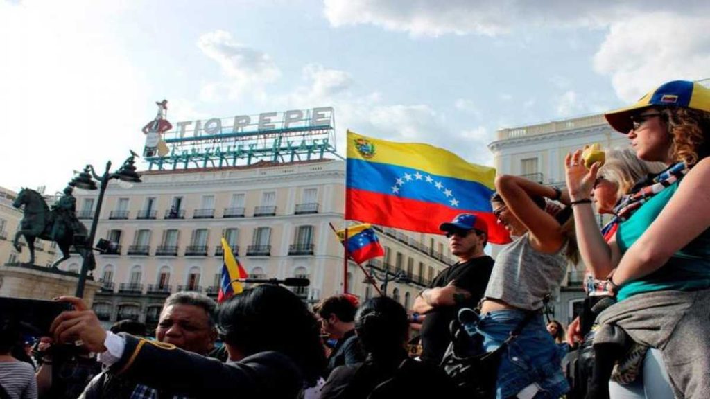Venezolanos y colombianos son los principales solicitantes de asilo en España
