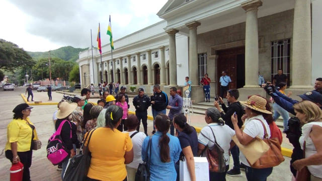 GUÁRICO PROTESTA GOBERNACIÓN 