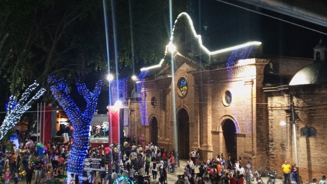 Se encendió la navidad en Ortiz