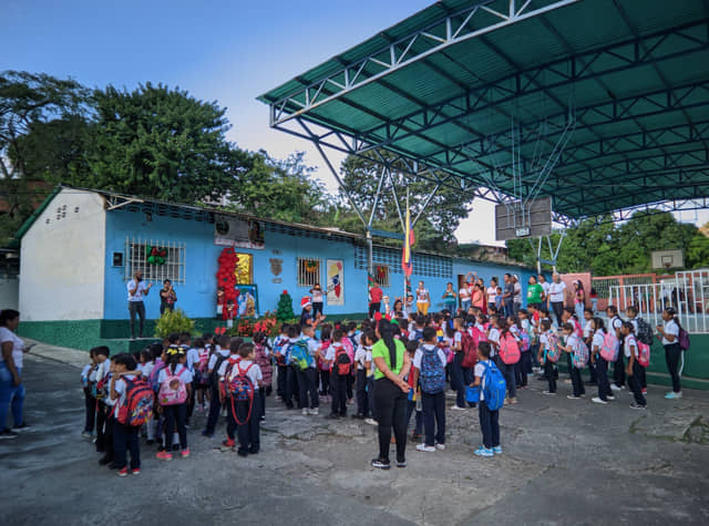 ESCUELA ANTONIO JOSÉ DE SUCRE