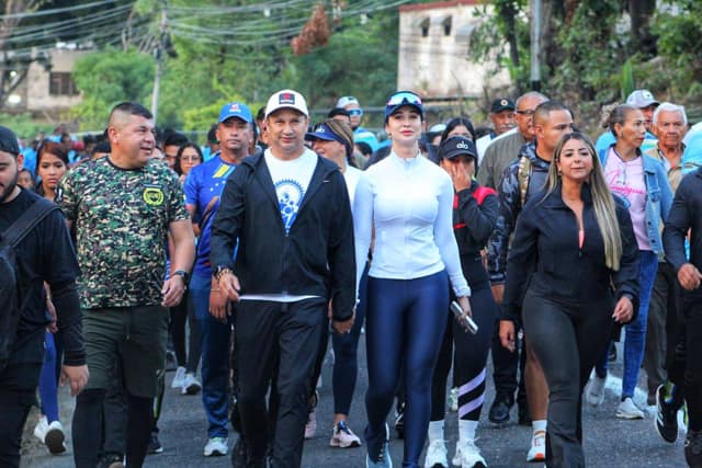 Gobernador de Guárico, José Vásquez presente en la peregrinación.