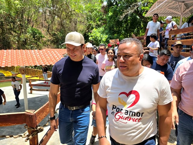 gobernador josé vásquez y donal danaire