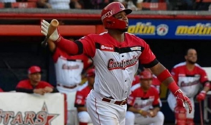 Luis Valbuena, Cardenales de Lara