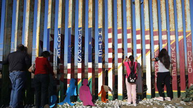 Caravana de migrantes en Tijuana