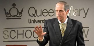 Lee Buchheit, asesor estratégico de Juan Guaidó