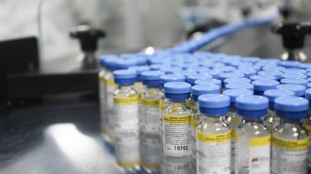 Dos países de Latinoamérica producirán la vacuna de AstraZeneca y Oxford