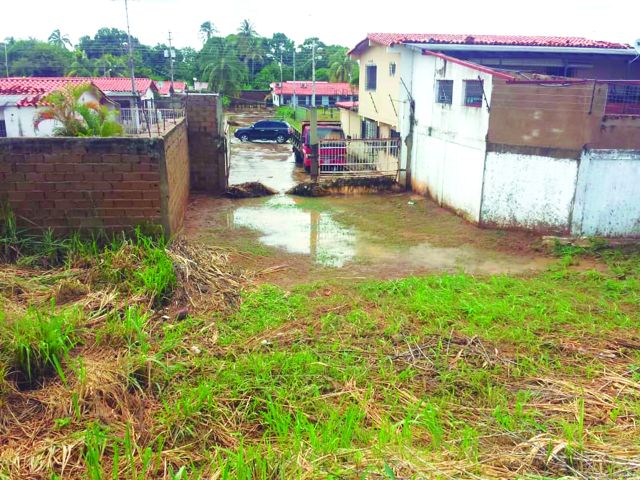 Inundaciones en El Tigrito