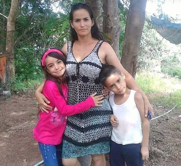 Familia asesinada