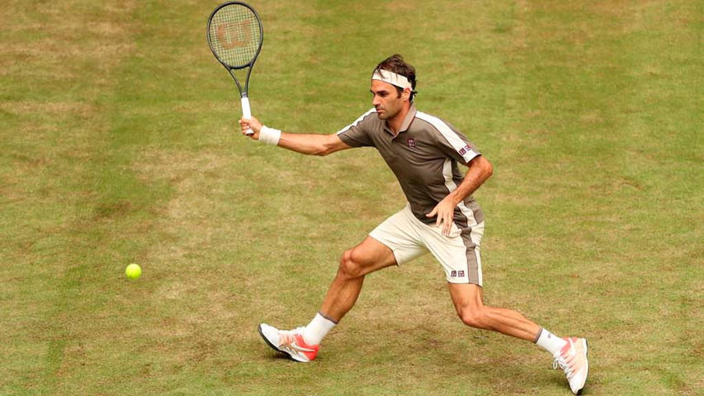 Federer disputando el torneo de Wimbledon