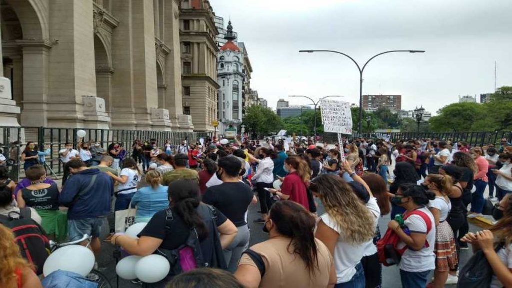 Tribunal argentino ordenó la detención de Garzón