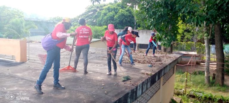 BRICOMILES EN ACCIÓN/ Entérate como van reparaciones en institución guariqueña