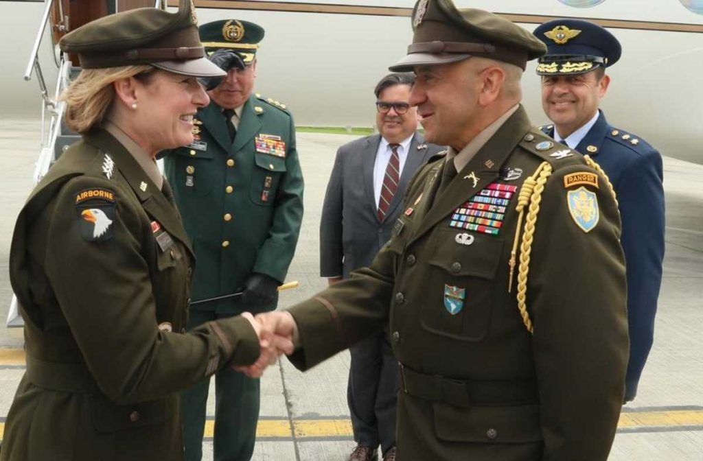 Jefa del Comando Sur de EEUU visita Colombia para fortalecer cooperación