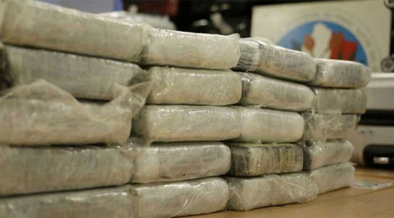 DE ESCÁNDALO/ Sujetos trasladaban droga en autobús