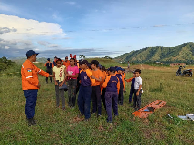 Niños y adolescentes situaciones emergencia